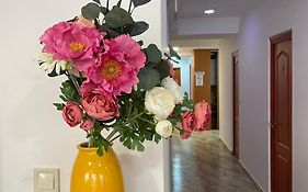 Center Hostel&Guest House